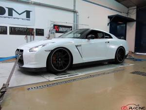 images/Realisations/NissanGTR/GLR720/GTR72010.jpg